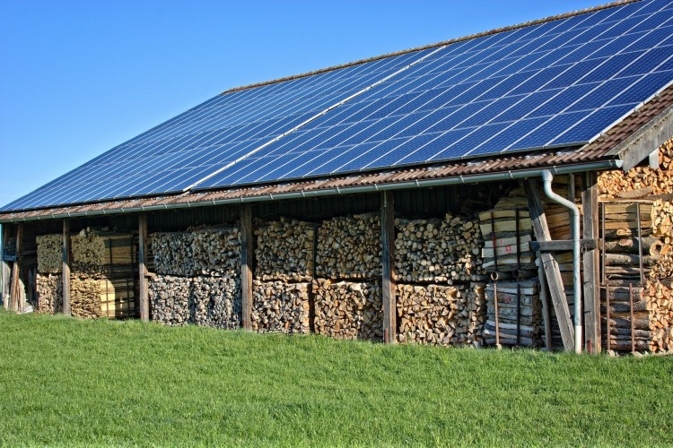 Iparág lejtmenetben – mi várható a napelemes beruházások piacán?