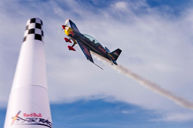 Sérti az egészséges környezethez való alkotmányos jogot a Red Bull légi parádé
