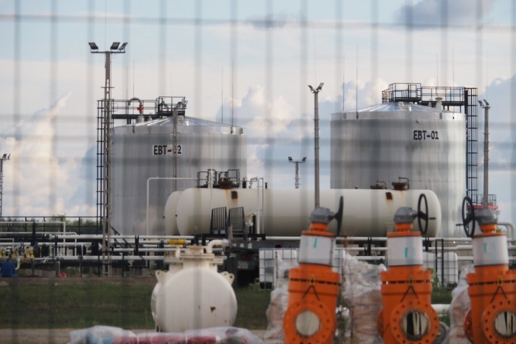 Rákkeltő anyagot talált a levegőben a Greenpeace a nyékpusztai fracking gázmezőn