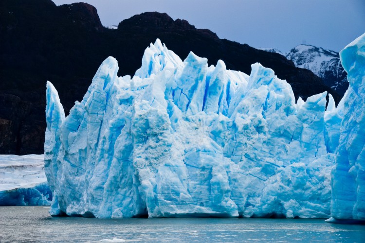 Az Antarktisztól akarnak jéghegyeket tolni az Arab-öbölbe