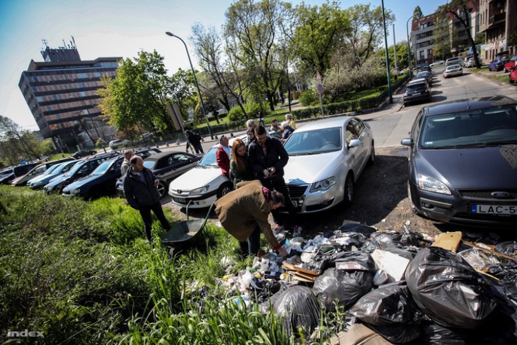 Tizenegyezer köbméter illegális szemetet szállíttat el a MÁV a Rákospatak utcai területéről