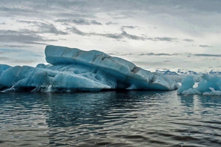 Példátlan viharok okozhatták az eddigi legnagyobb tengerijég-veszteséget az Antarktiszon