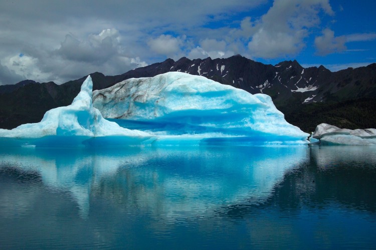 Hatalmas lyukat azonosítottak az Antarktisz jégpáncélján